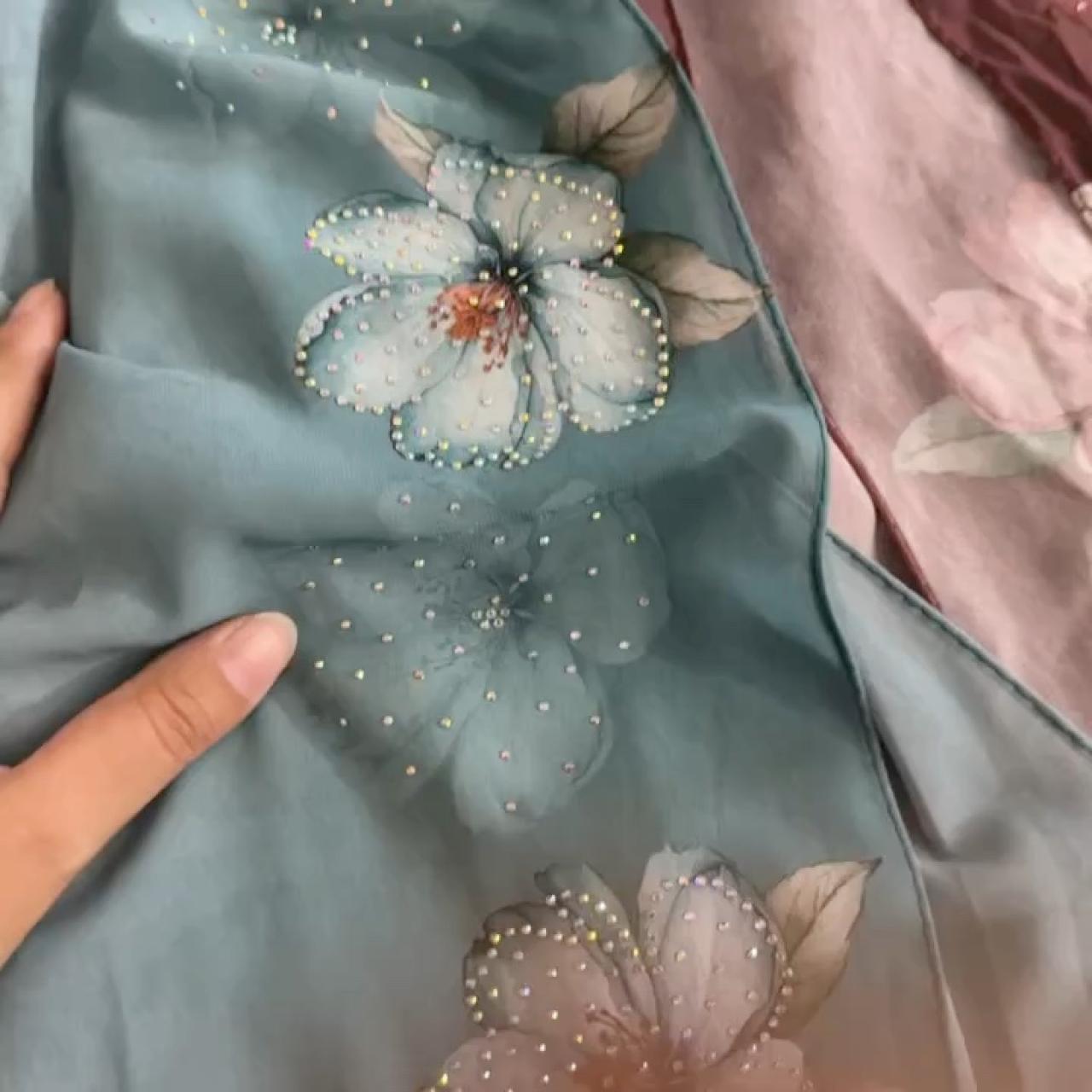 item listed by manchaandmore