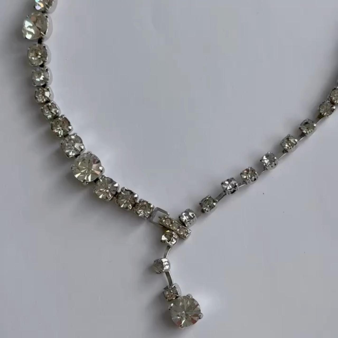 item listed by gr3c5