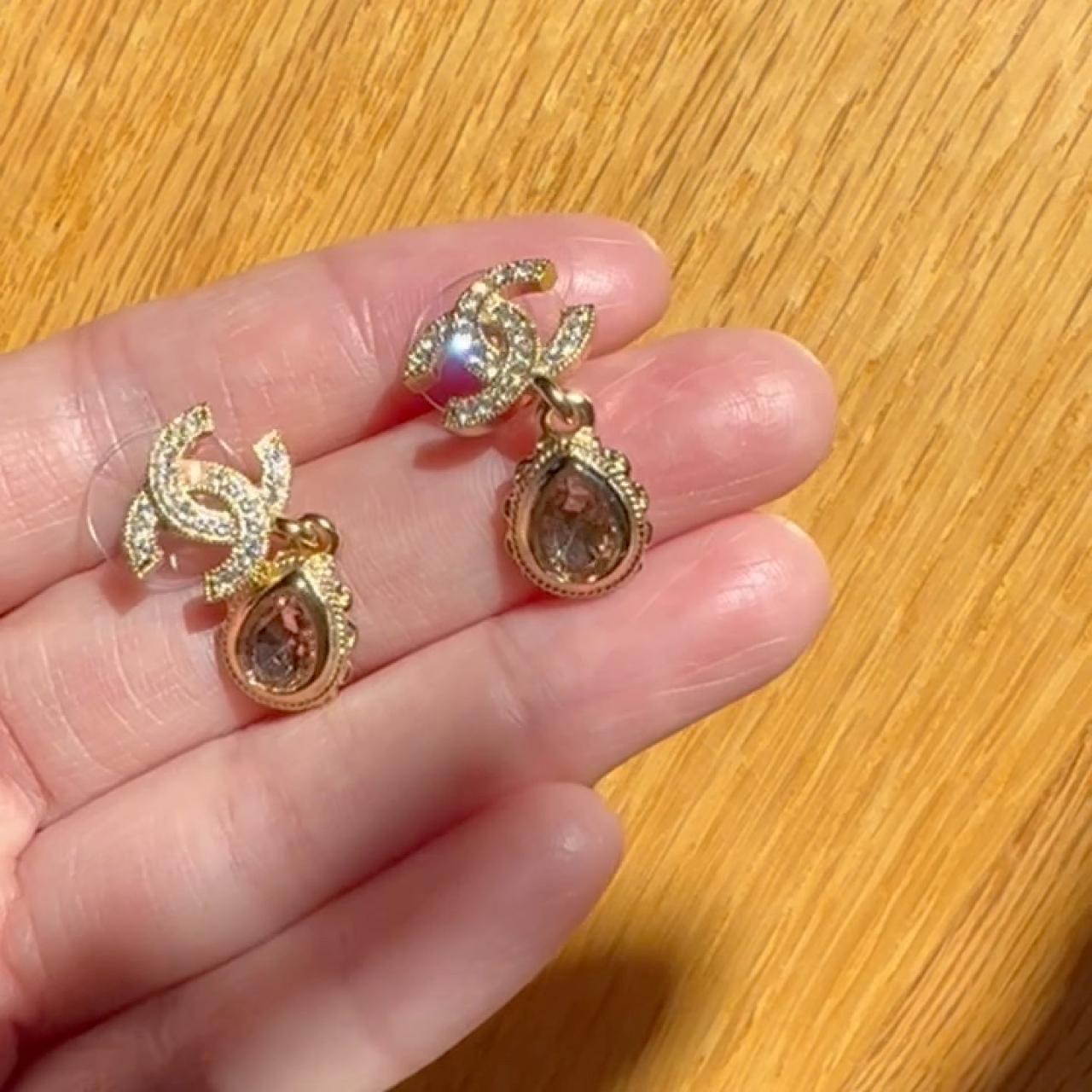 chanel 22k earrings
