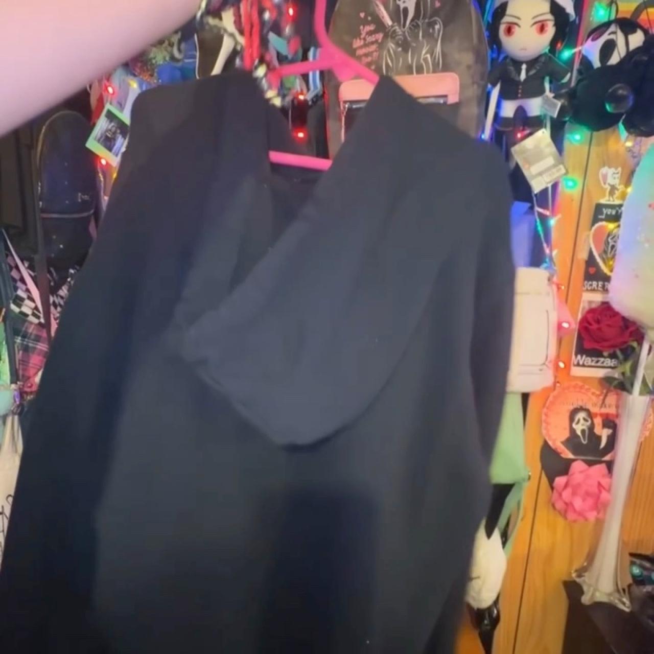 item listed by mouse_941