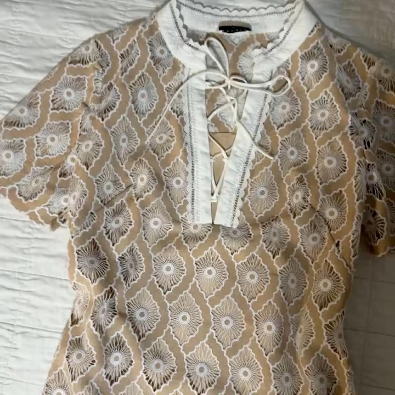 item listed by 2fancy2day