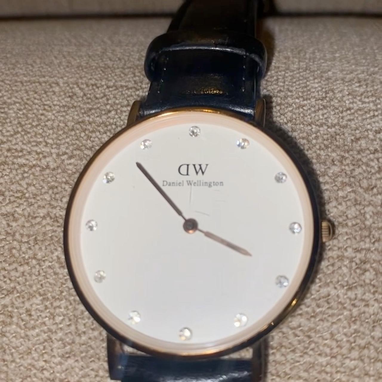 daniel wellington swarovski watch