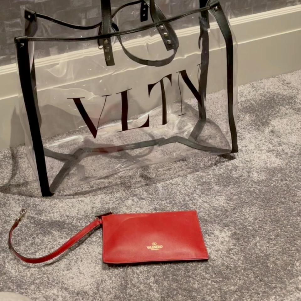 Valentino tote bag Barely used Looking for a quick - Depop