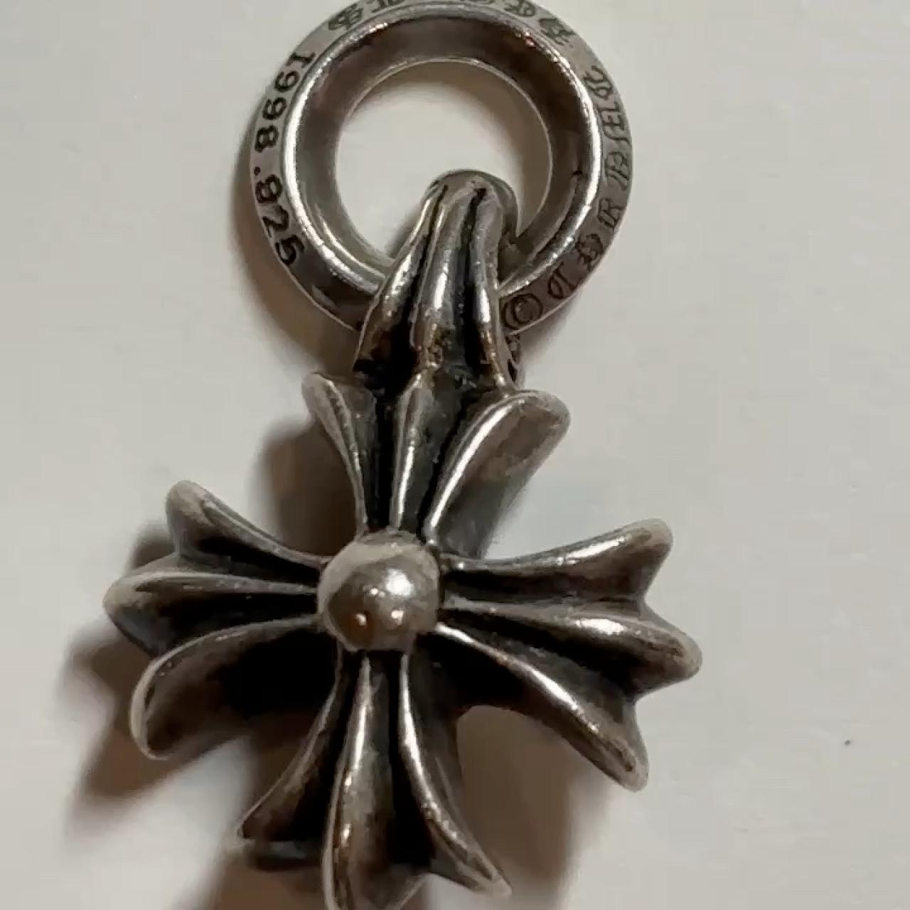 item listed by tiwamisu