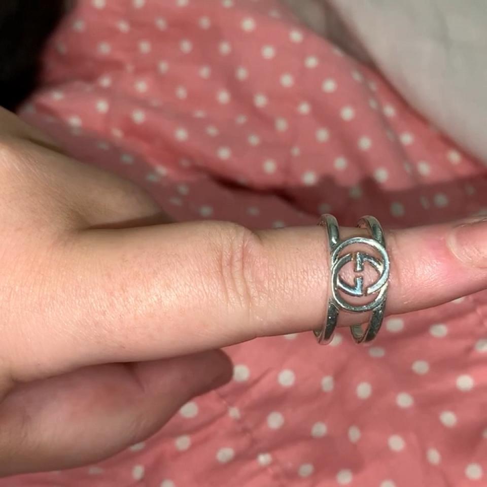 gucci wide ring with interlocking g