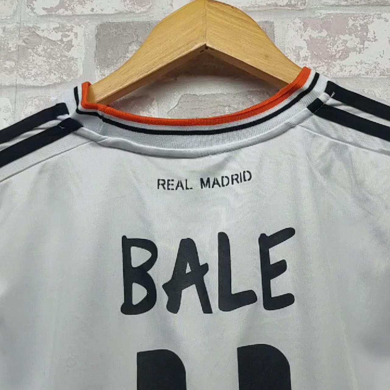 REAL MADRID BALE 2013-14 SHIRT CHAMPIONS LEAGUE YEAR... - Depop