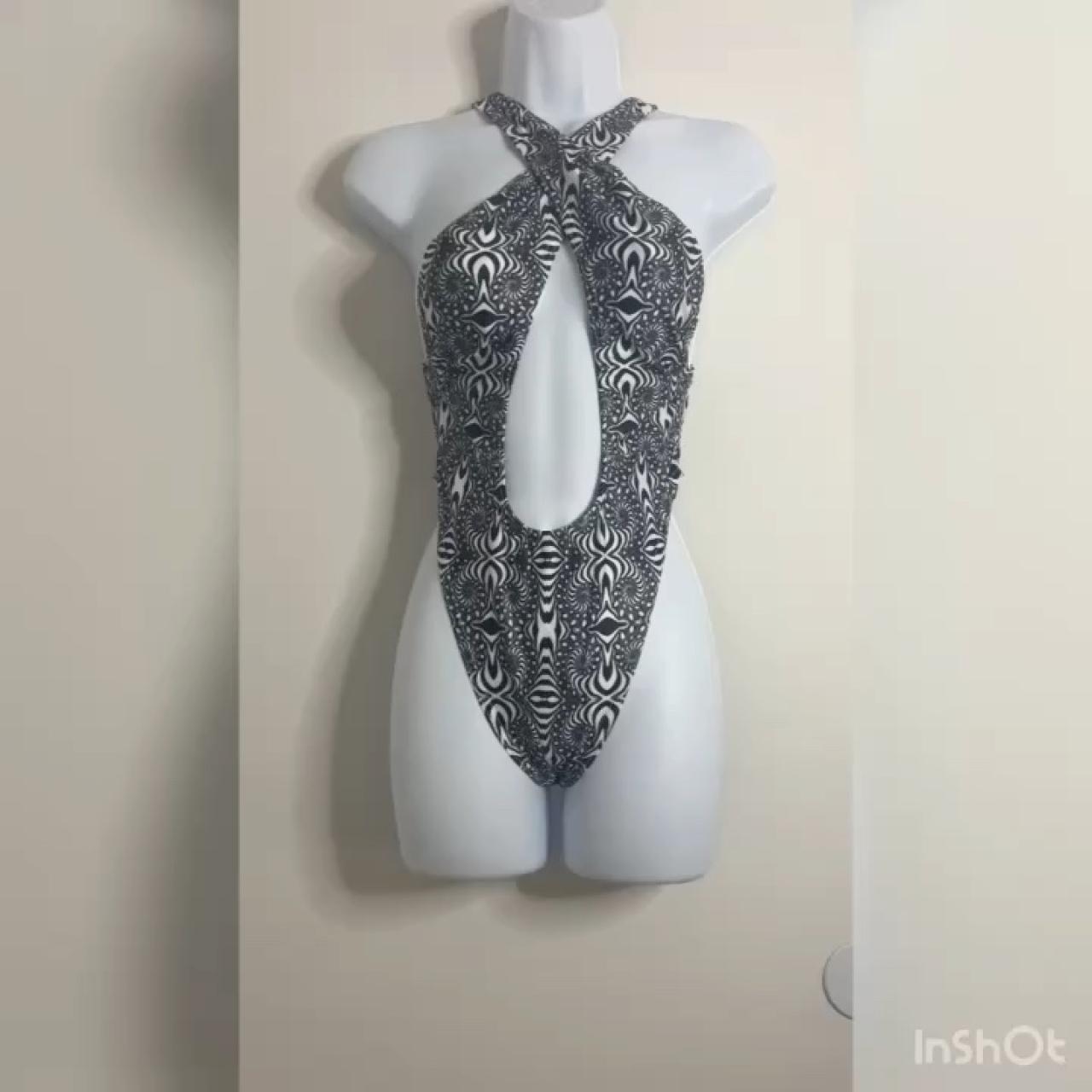 item listed by avajeida