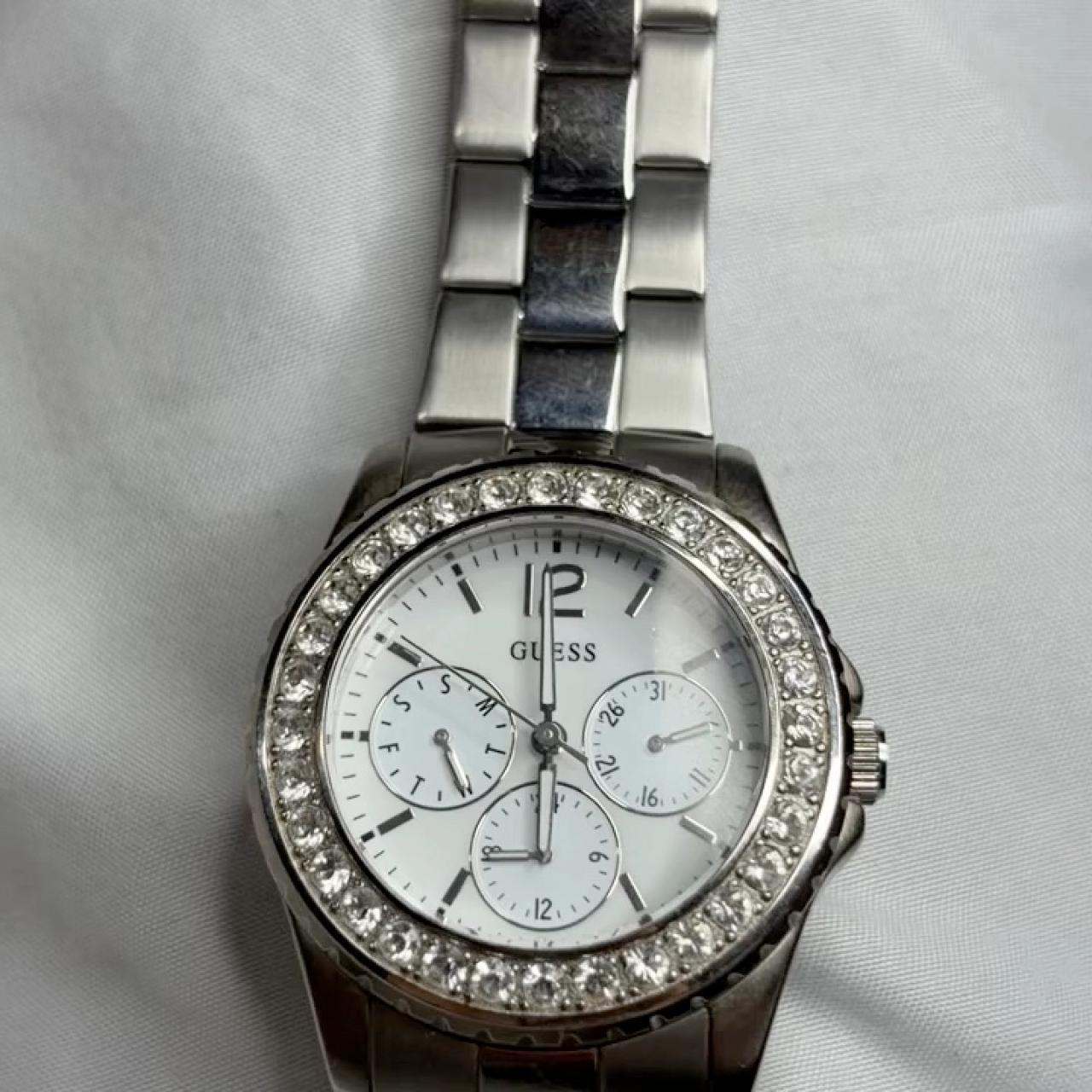 item listed by samzo_801
