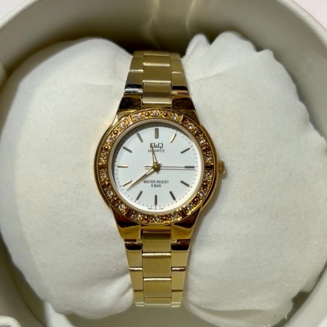 item listed by samzo_801