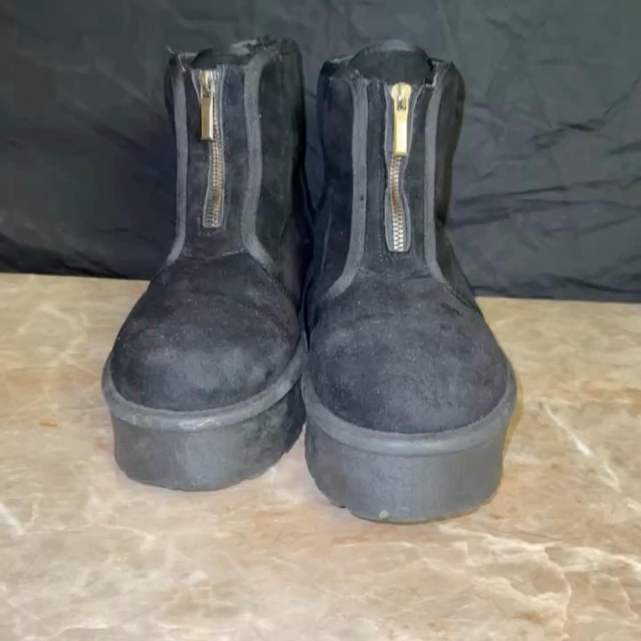 item listed by lovedoc730