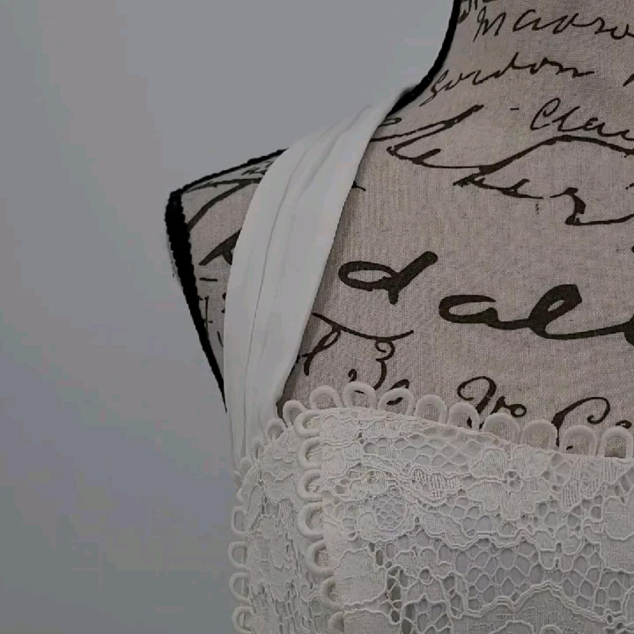 item listed by dresstoducks