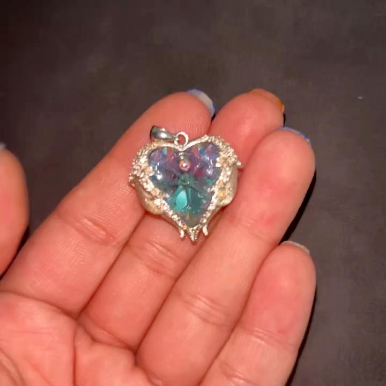 item listed by angie3640