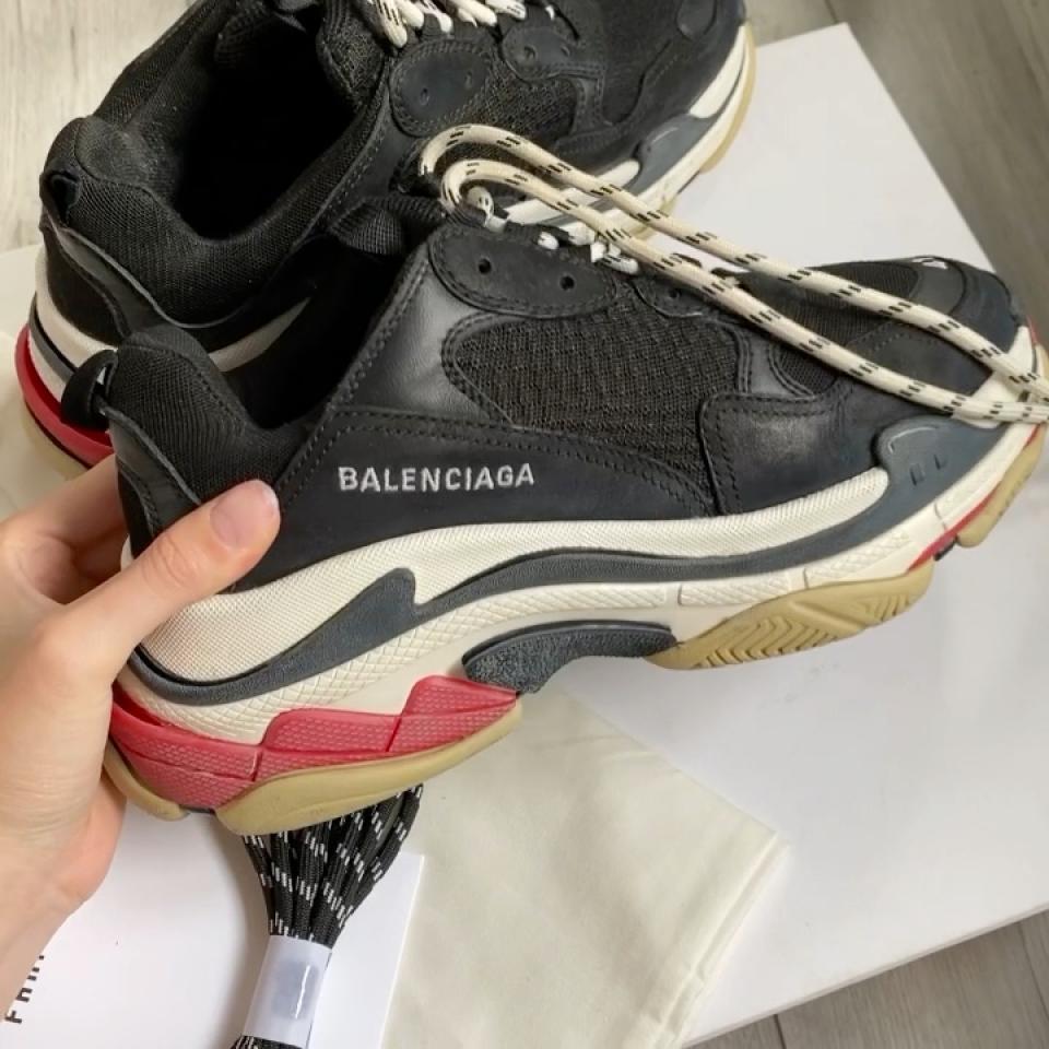 Balenciaga triple S black/red sneakers eu 41 good condition