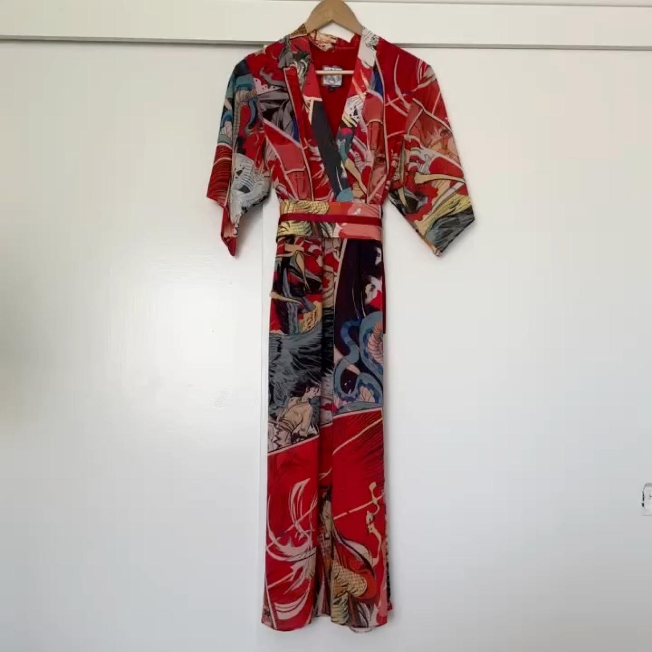 item listed by lil_tea_pot