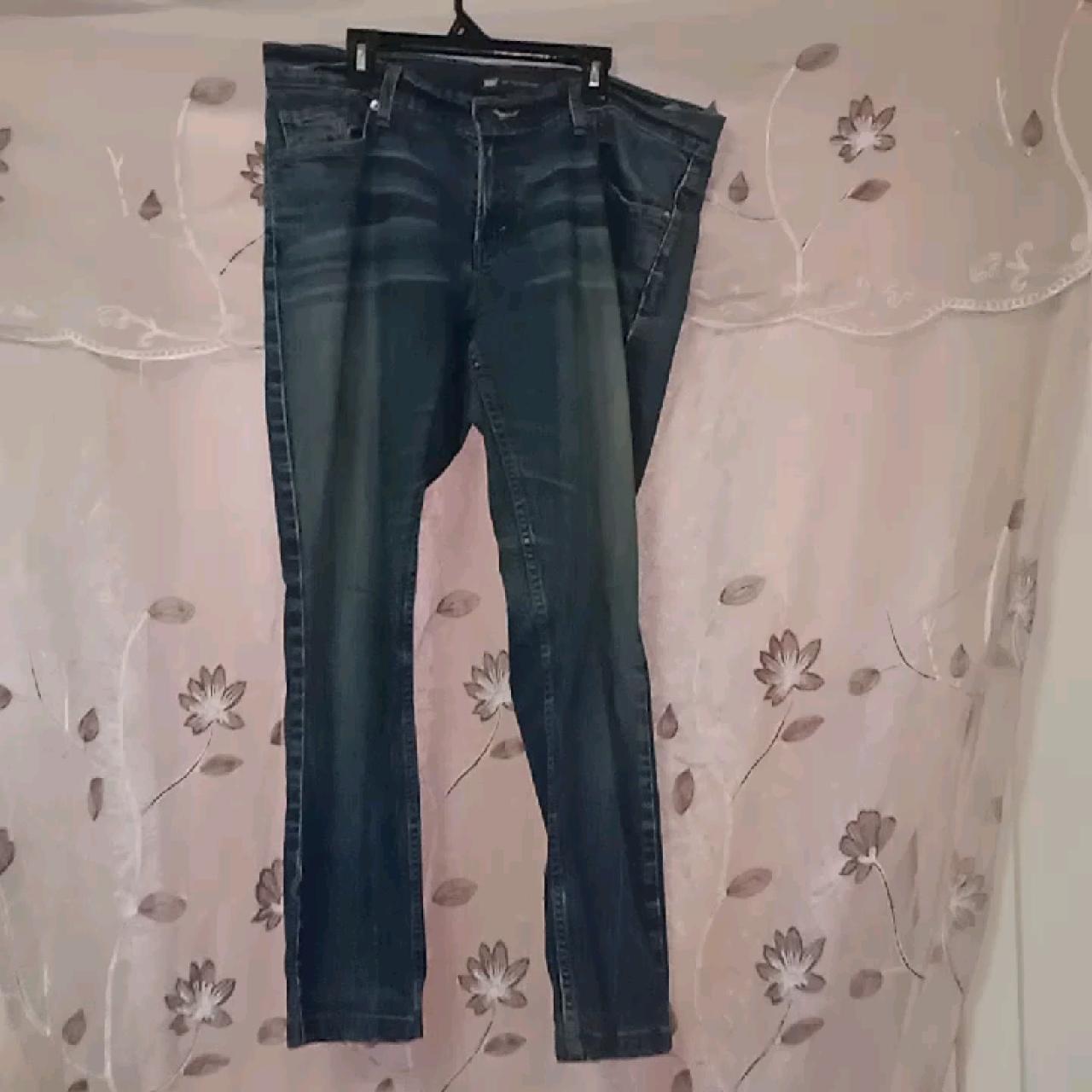 item listed by onpointmerch1