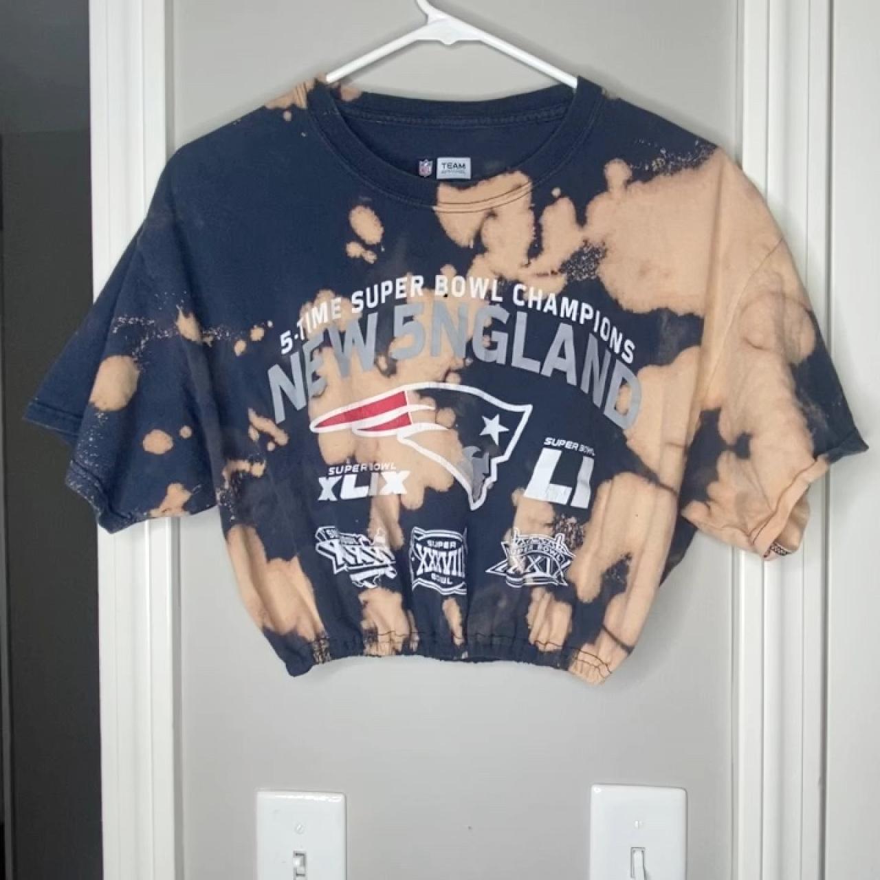 New England Patriots cropped sports team - Depop