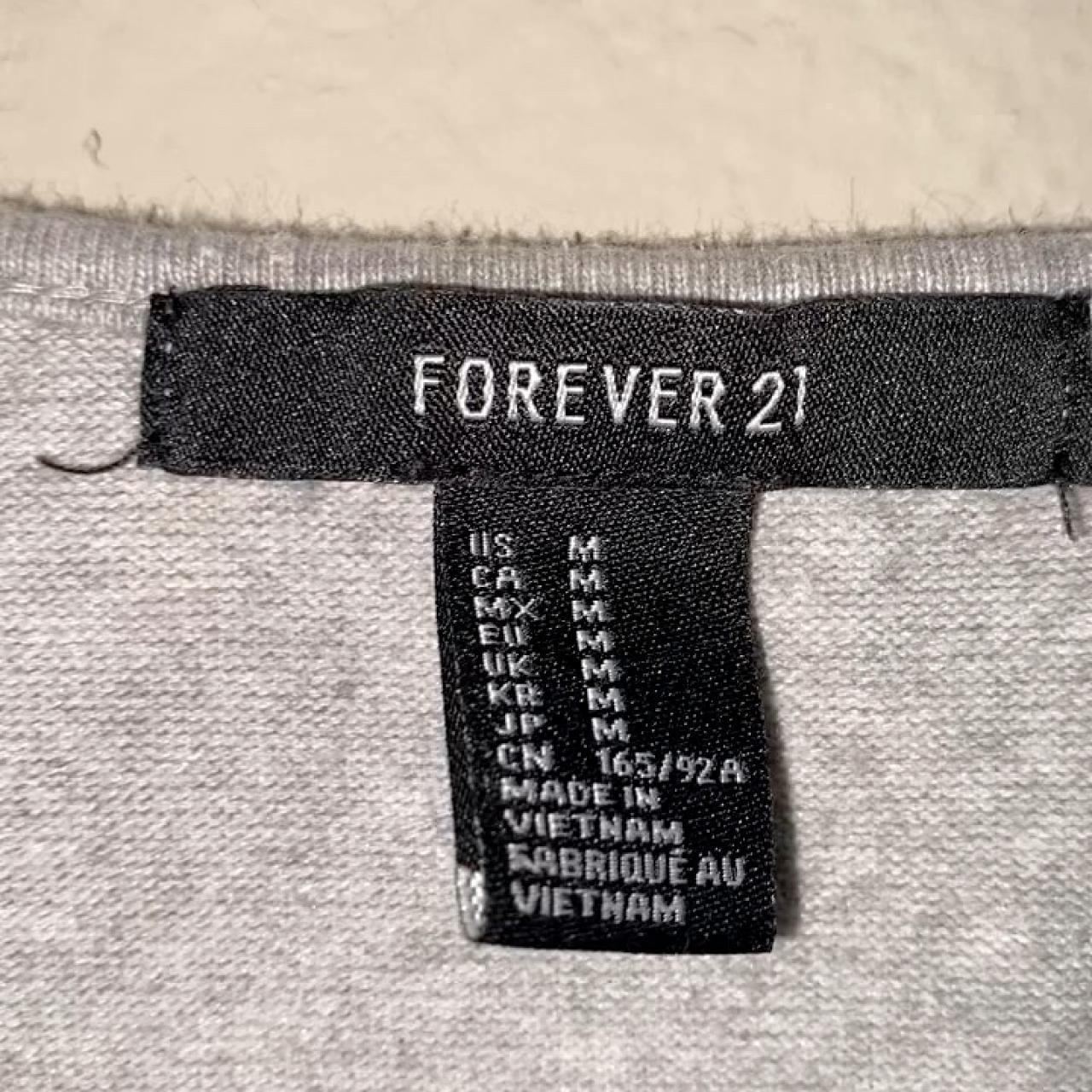 Forever 21 Women's Grey Crop-top | Depop