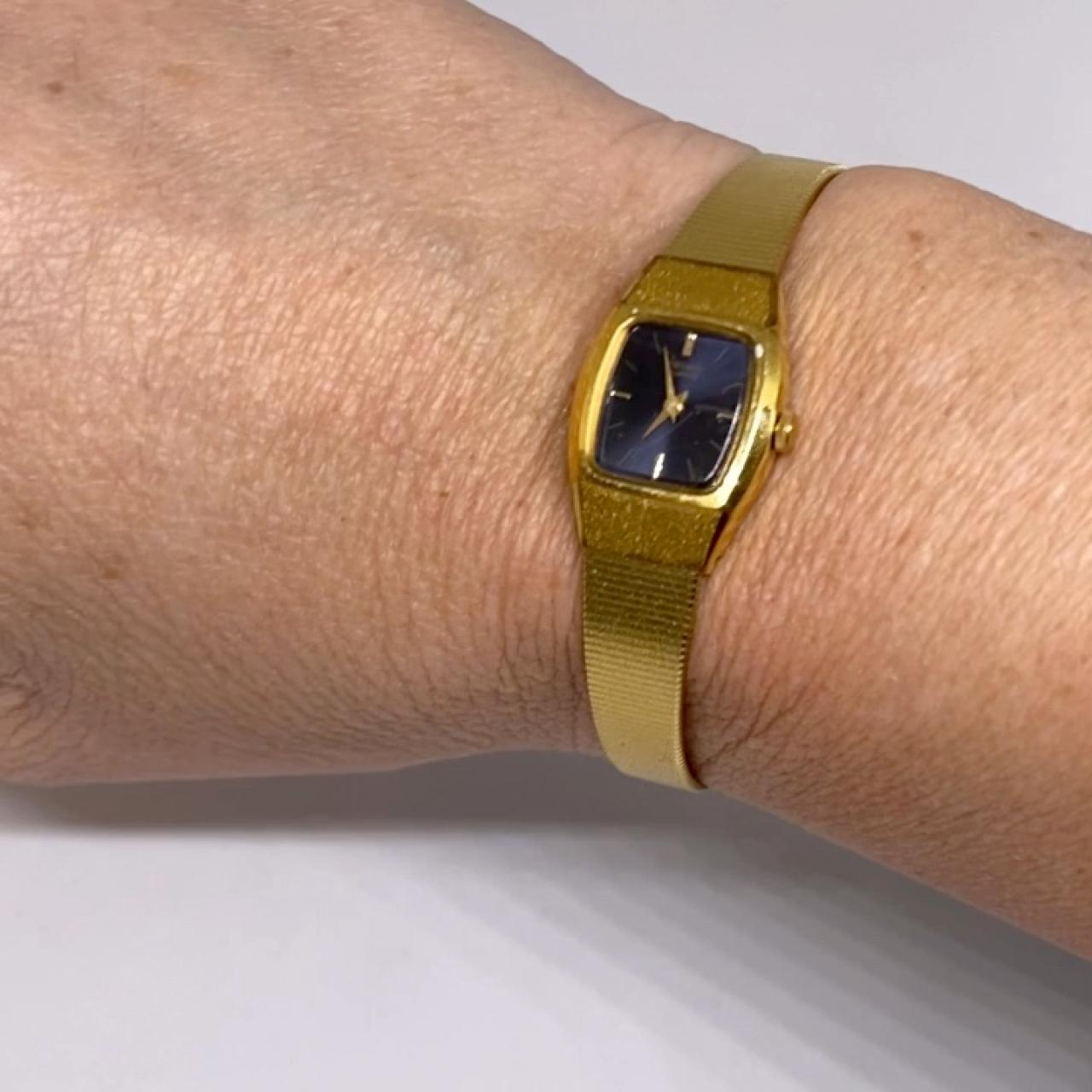 80's Seiko watch with a black square face, gold | Depop 80's Seiko watch with a black square face, gold | Depop