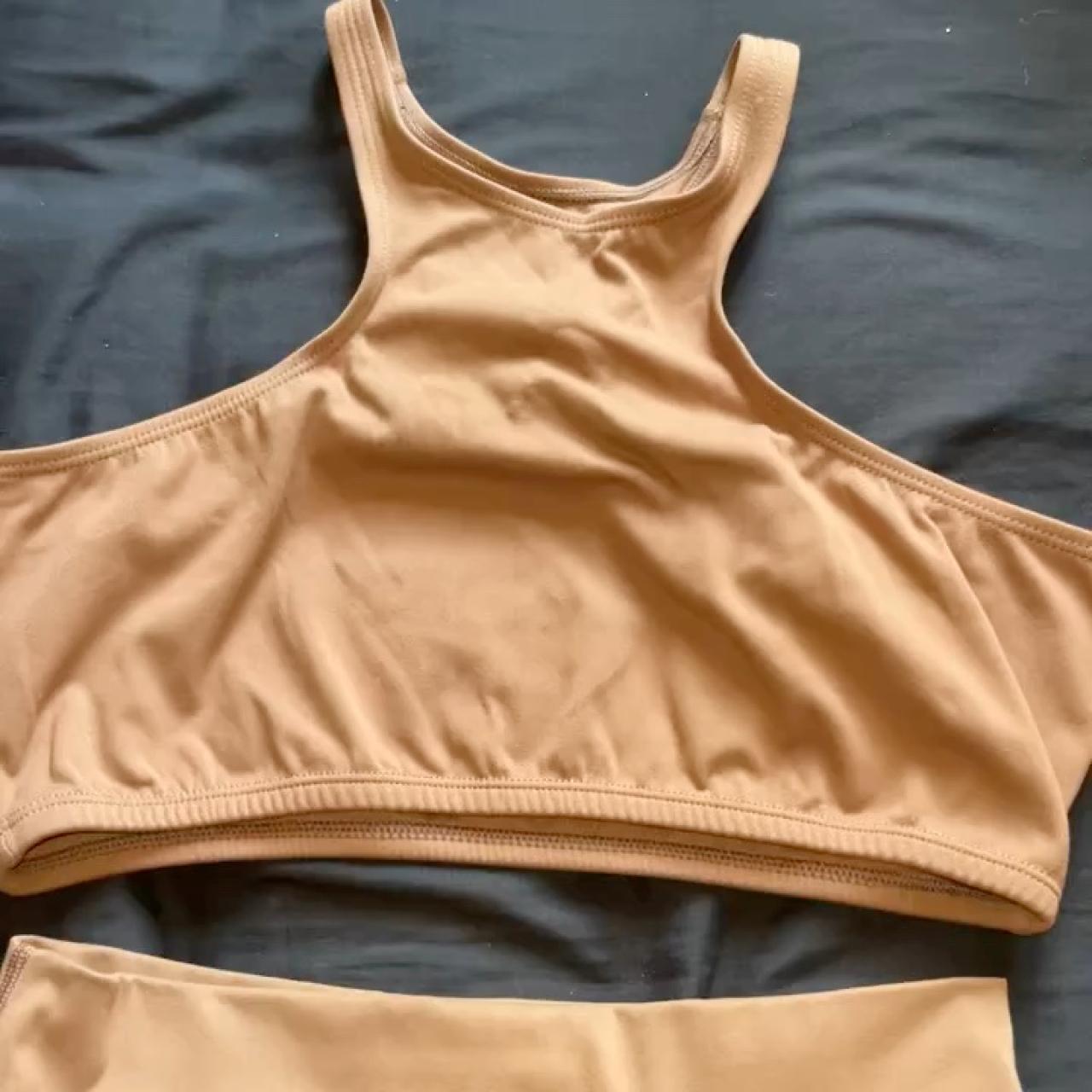 item listed by laridenari