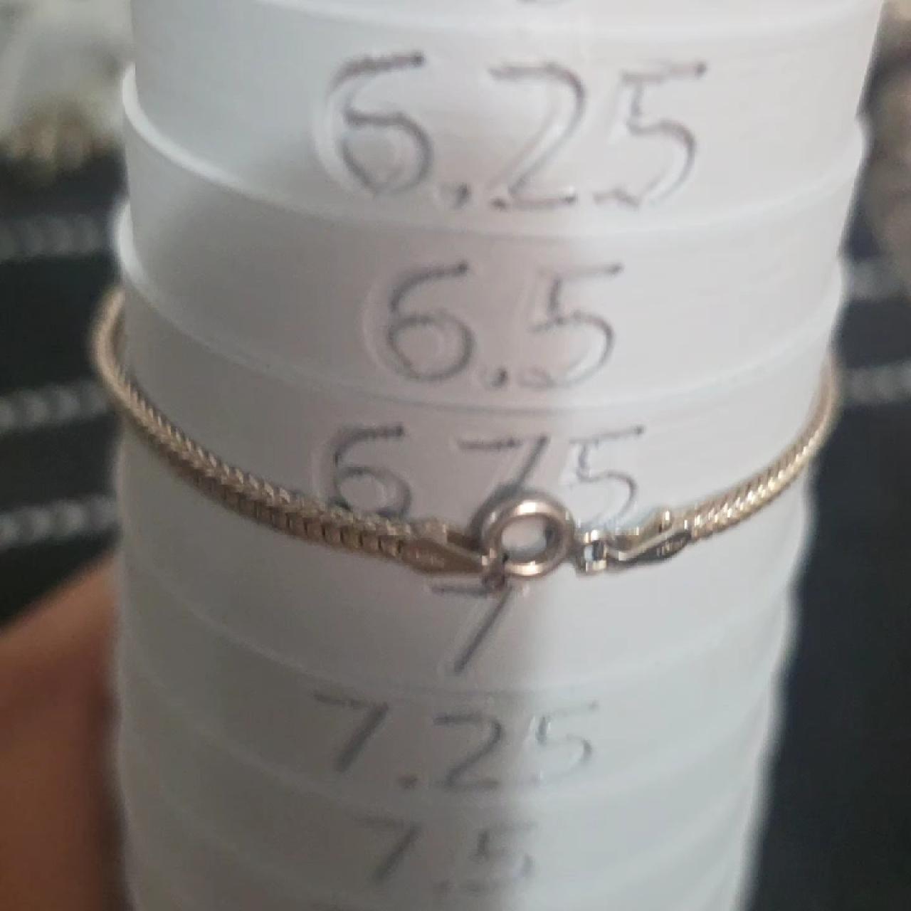 item listed by darlinblossom2