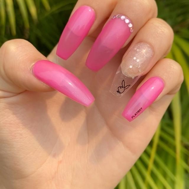 Must do nails design | White acrylic nails, Unique acrylic nails, Ombre  acrylic nails