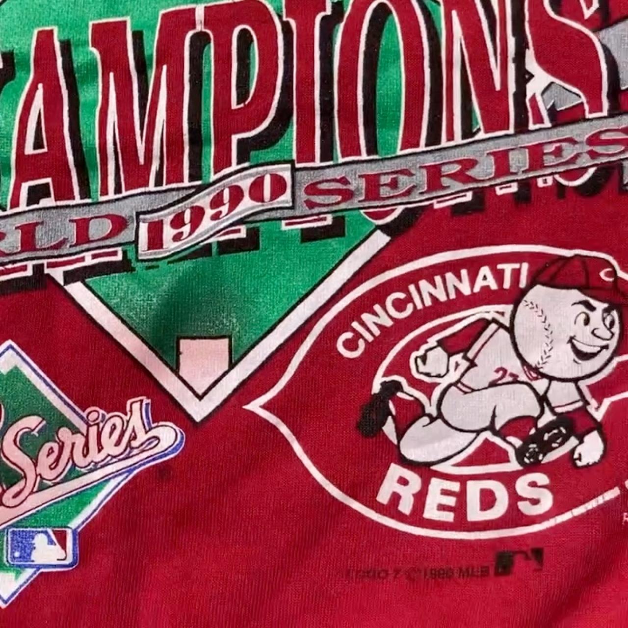 Vintage 1990 Cincinnati Reds World Series champions - Depop