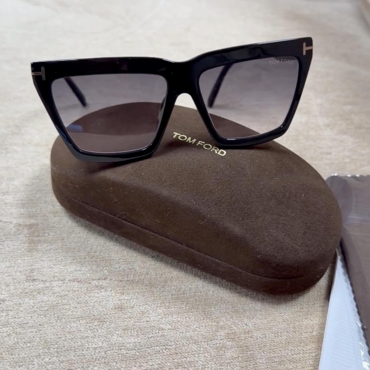 item listed by trishiexo