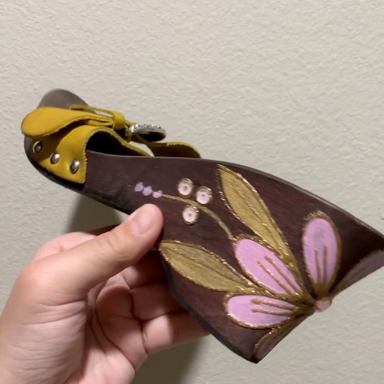 item listed by strawberrysol