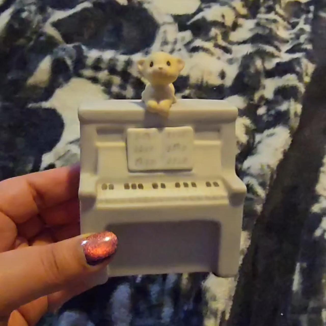 item listed by luckylittlethings