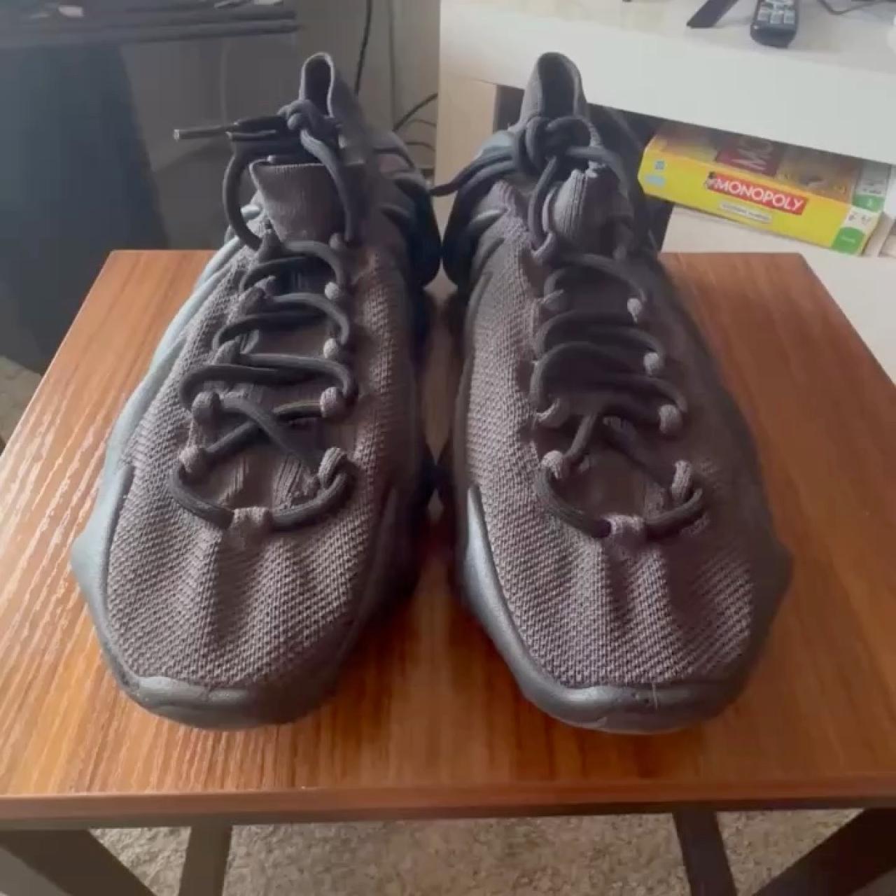 item listed by tainotique