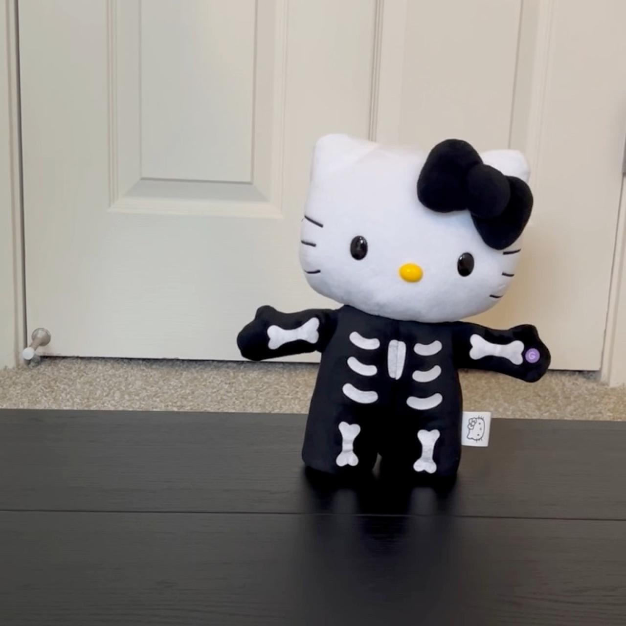 item listed by adrieeeeeee