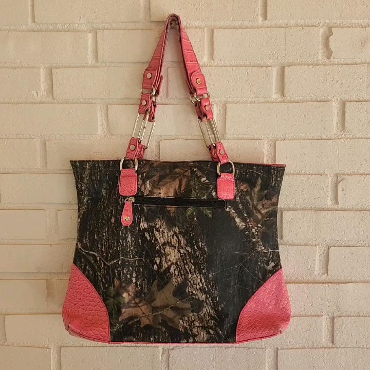 Camo and pink purse bag. Trashcore skater grunge vtg. Depop