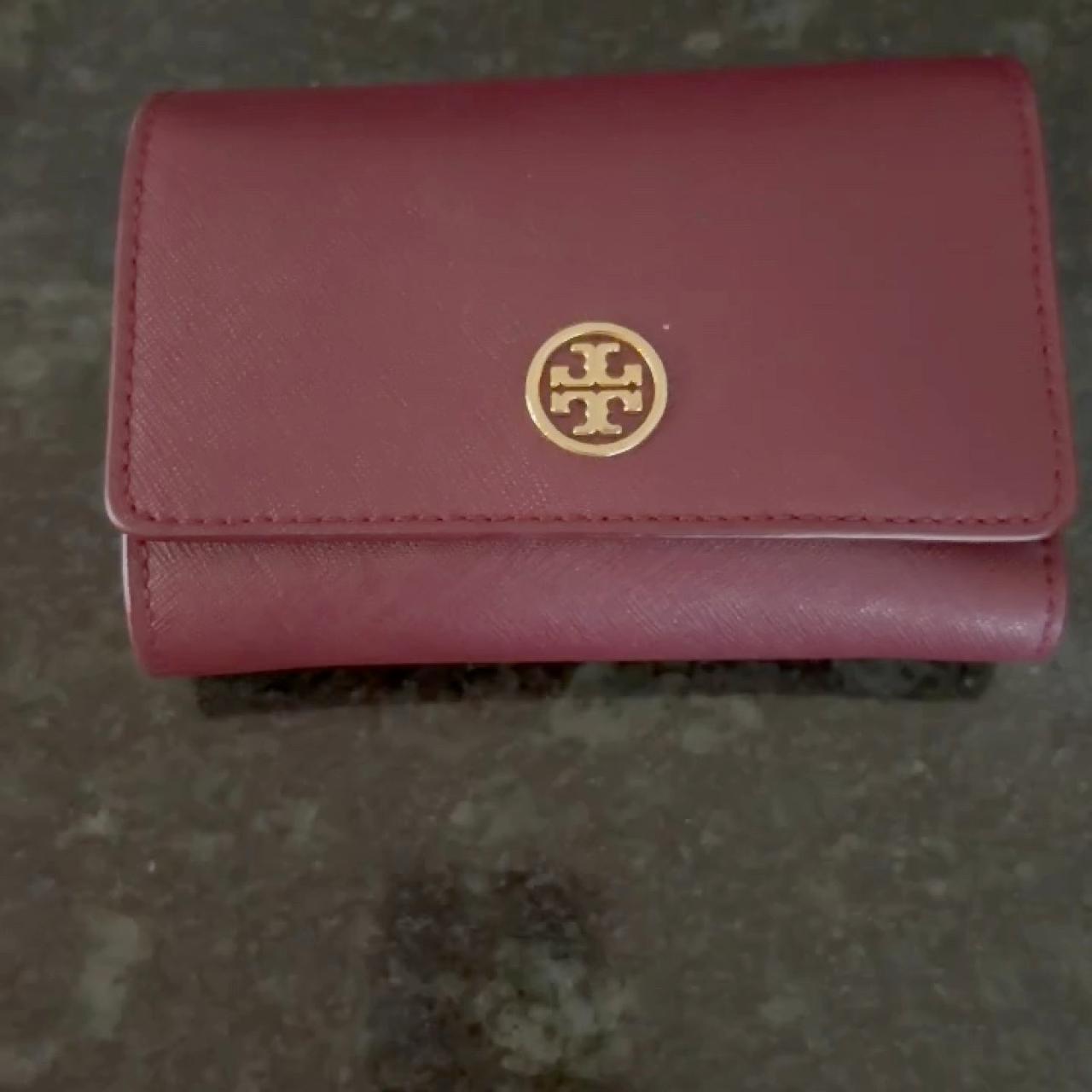 item listed by caritosells