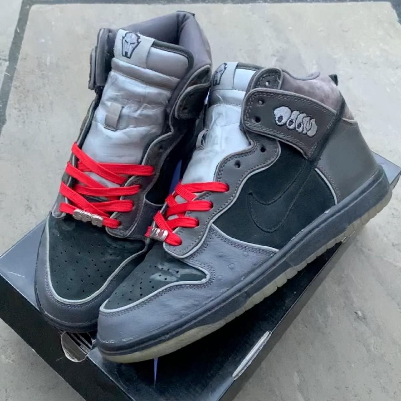 nike dunk sb high mf doom
