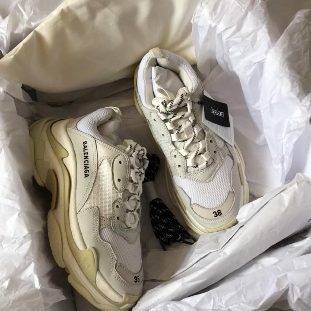 balenciaga triple s bianche