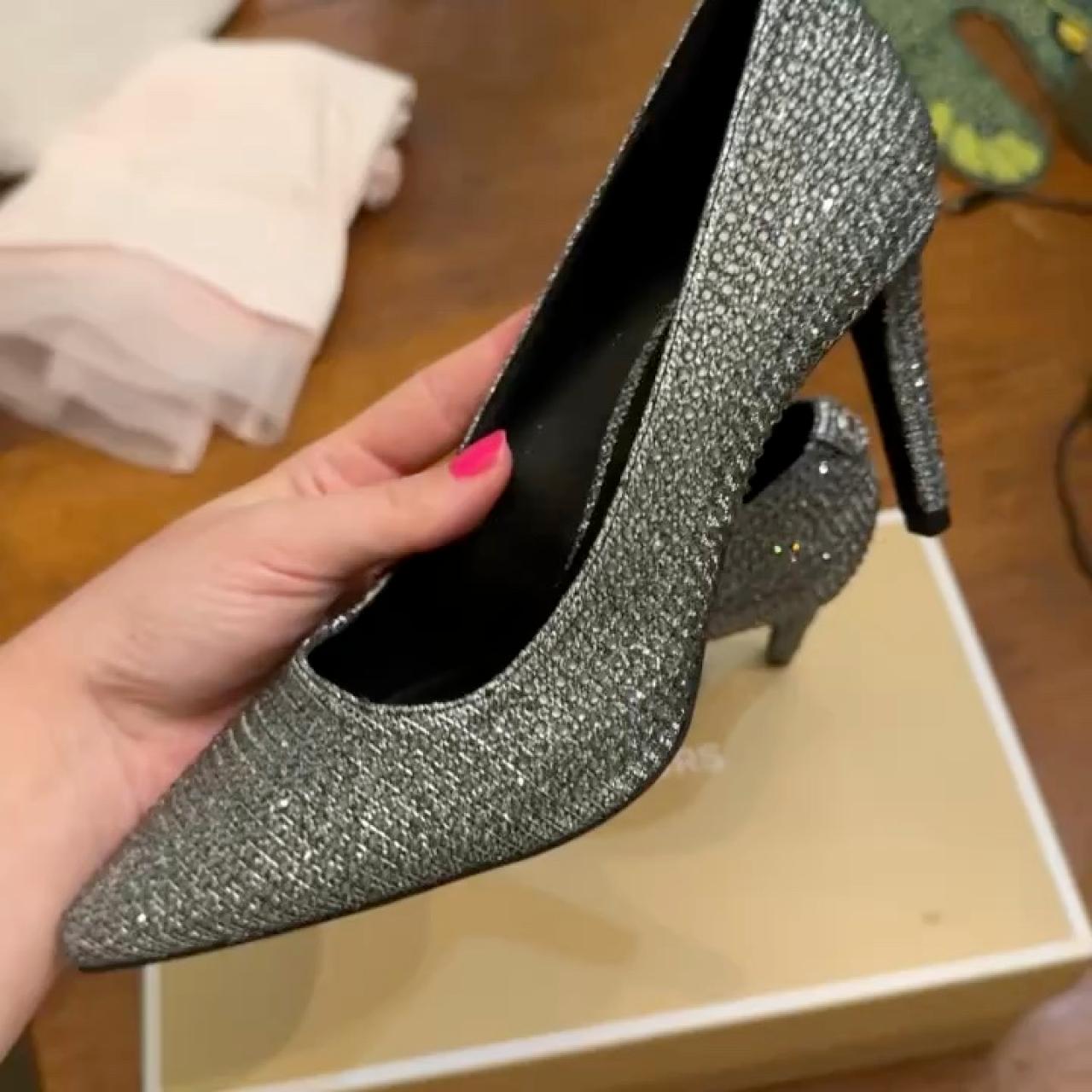 item listed by lollipaloozados