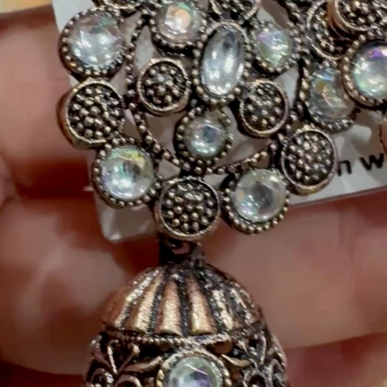 item listed by djraj1980