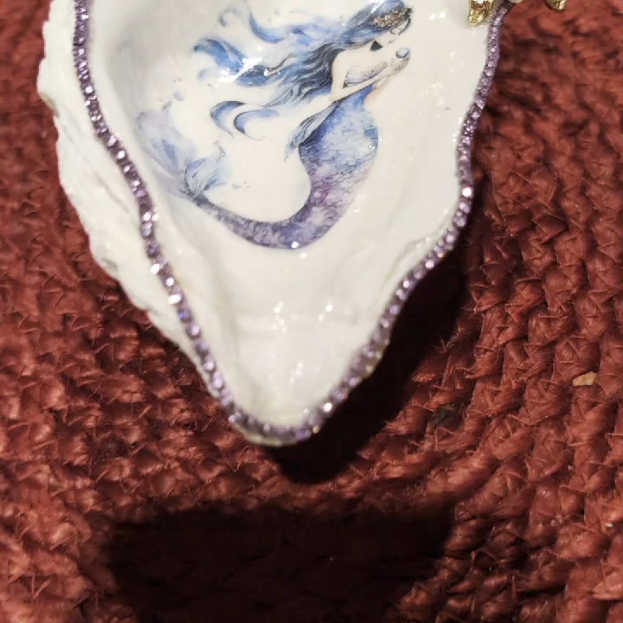 item listed by abbiegirl5
