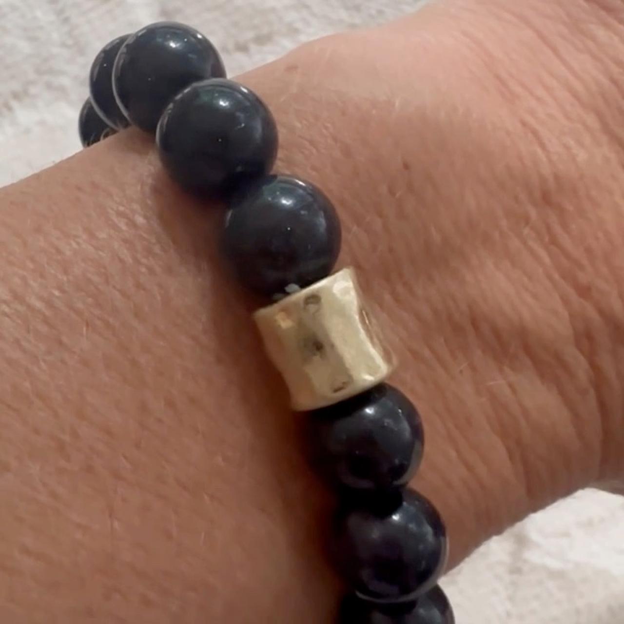 item listed by amy_belle