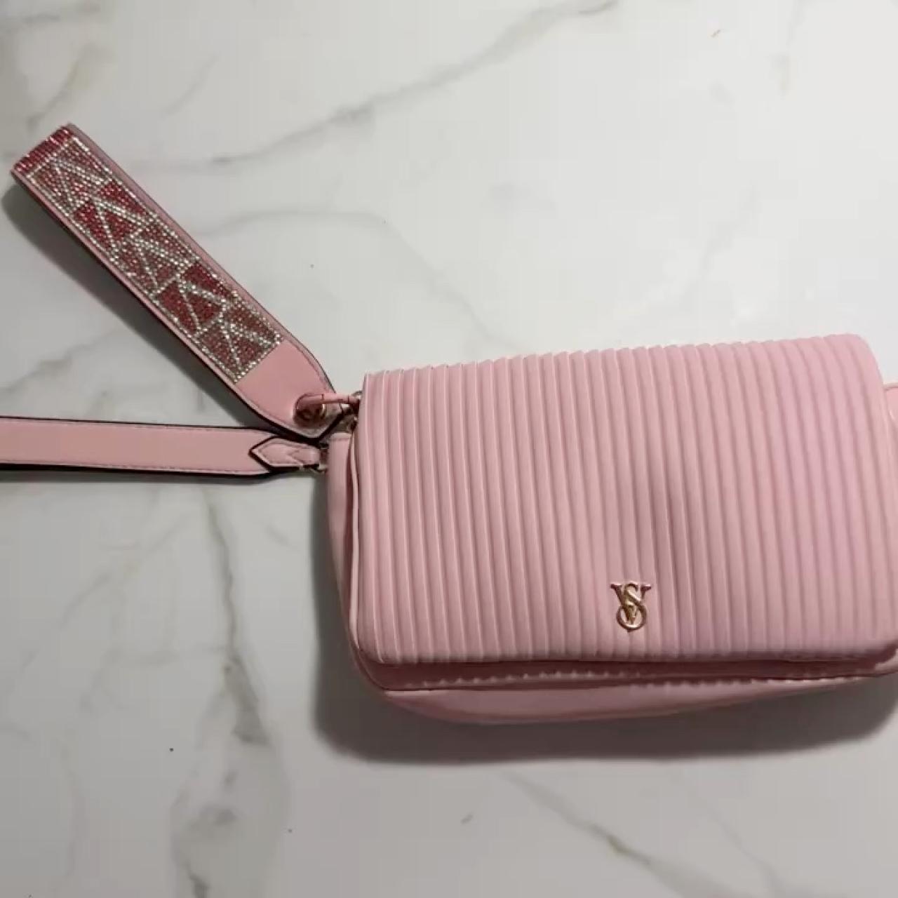 item listed by reyskloset