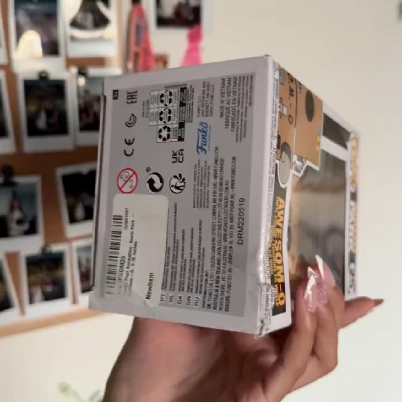 item listed by tyyliyaaa
