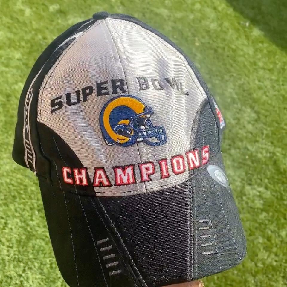 2000 Rams Super Bowl Champions Hat Still looks - Depop