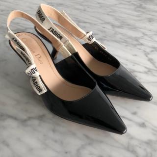 ⭐️ Stunning Christian Dior black patent leather | Depop