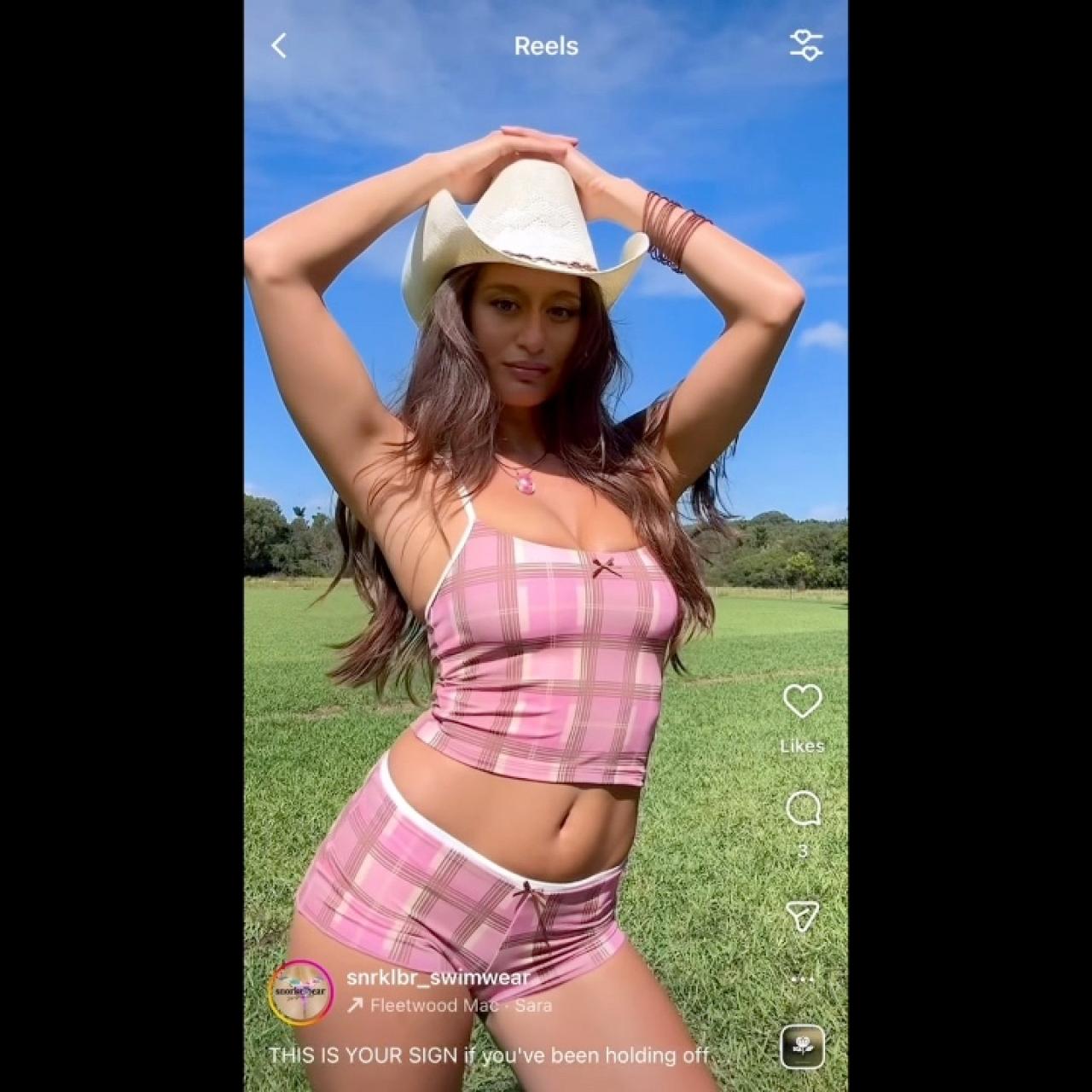 item listed by nikkiskye
