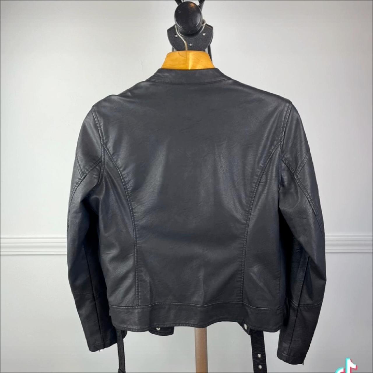 item listed by dbelter8
