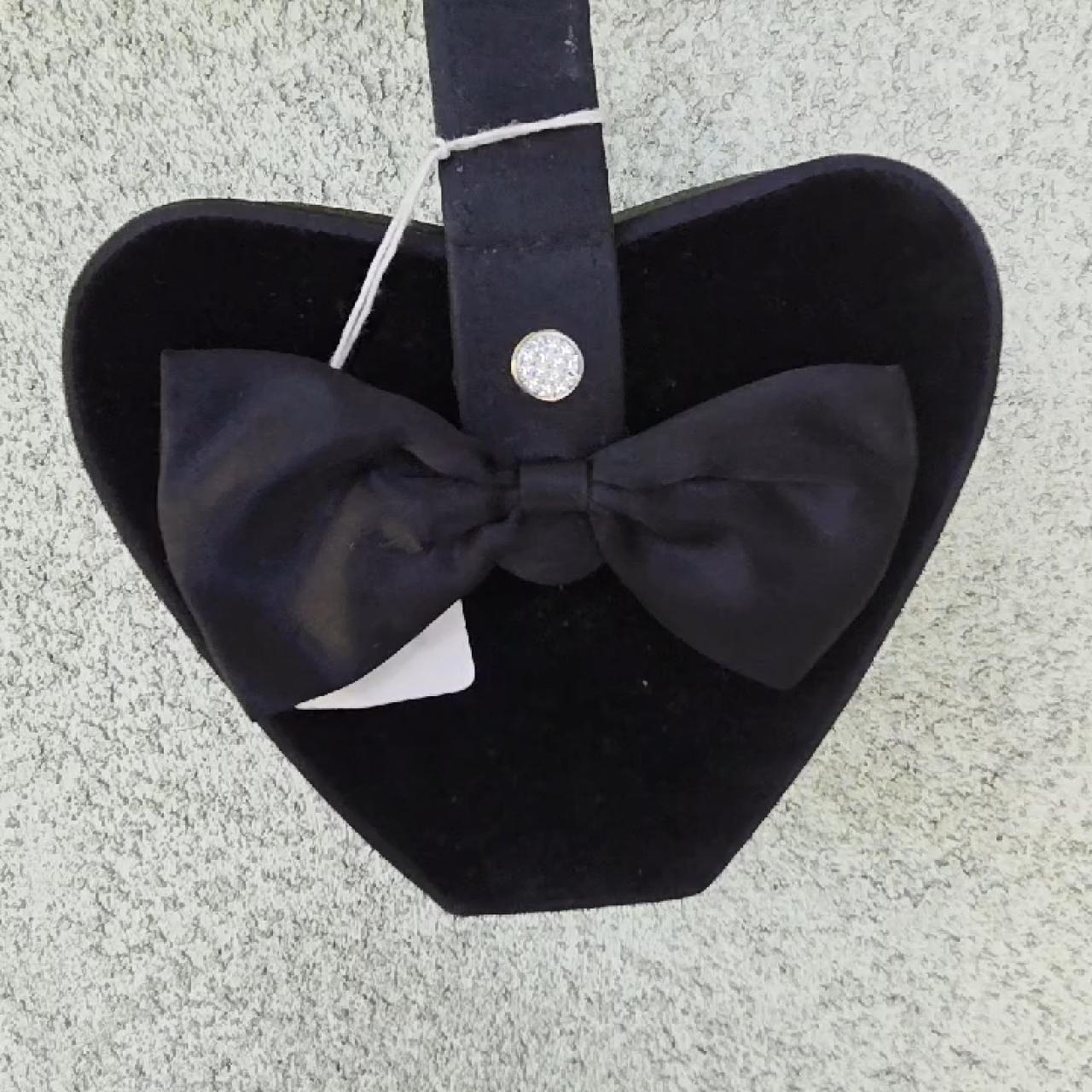item listed by itssimplyt