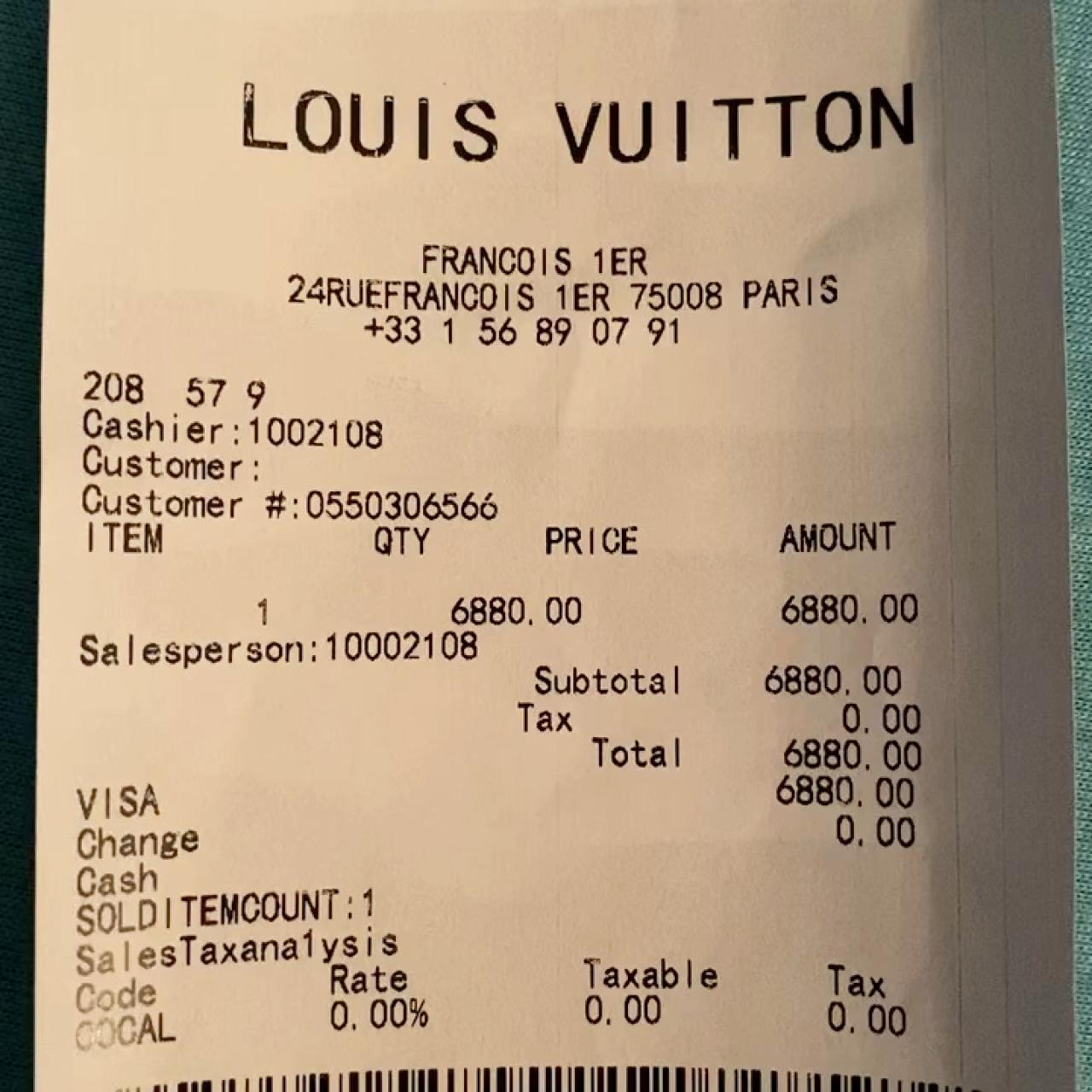 Louis Vuitton men scarf in brown colour. 100% - Depop