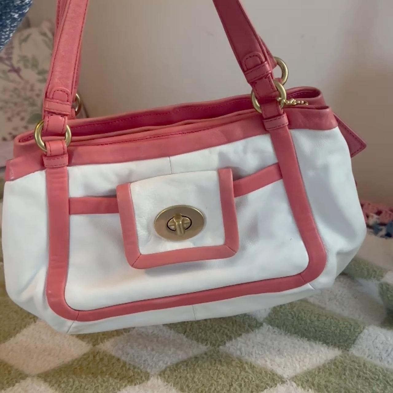 vintage Coach MO 893-13601 white and pink shoulder... | Depop