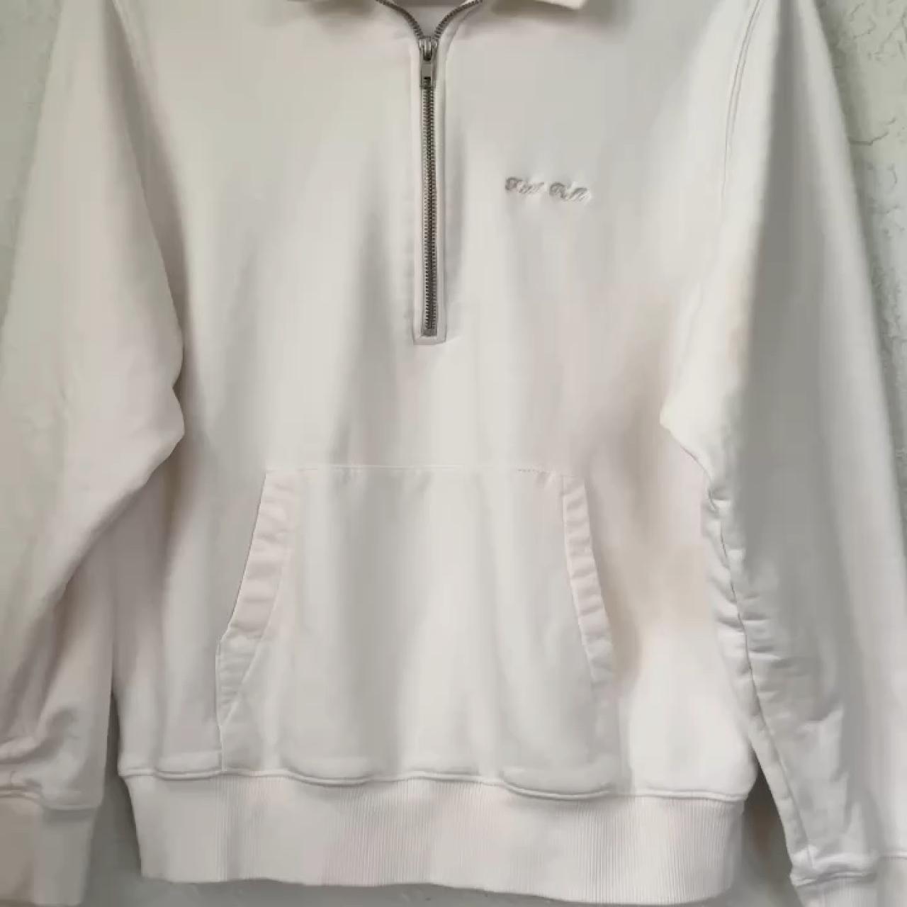 item listed by abbbbeei
