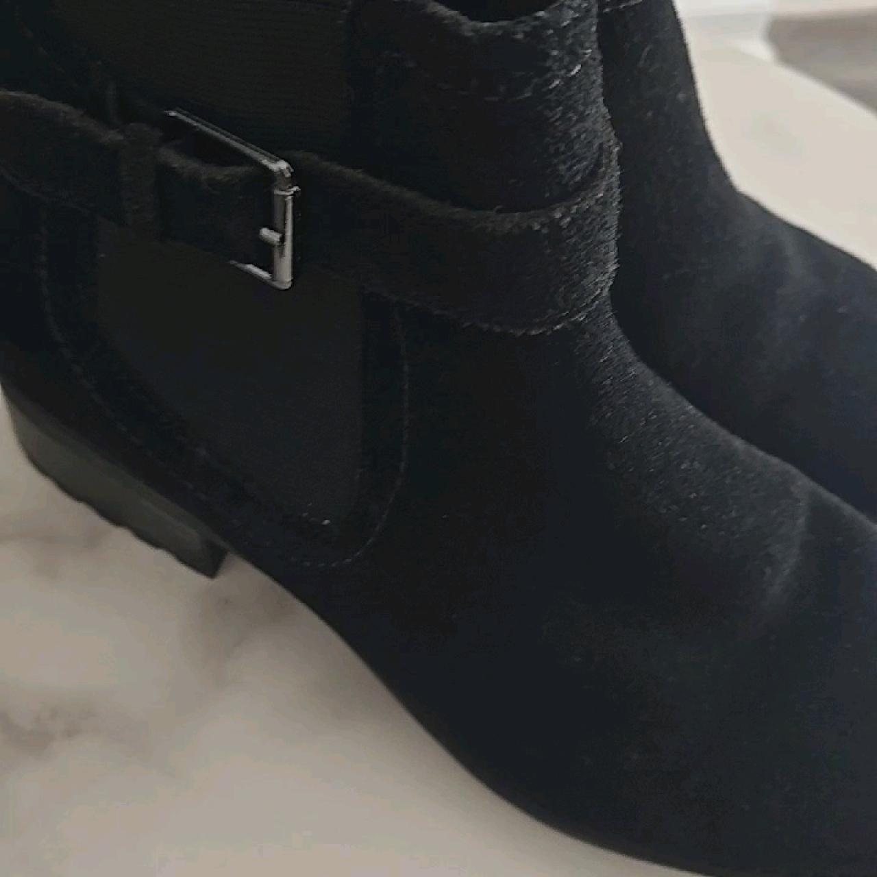 item listed by v3ta2